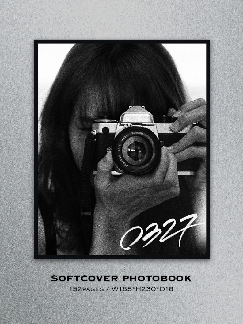Thumbnail: LISA PHOTOBOOK [0327] -LIMITED EDITION-