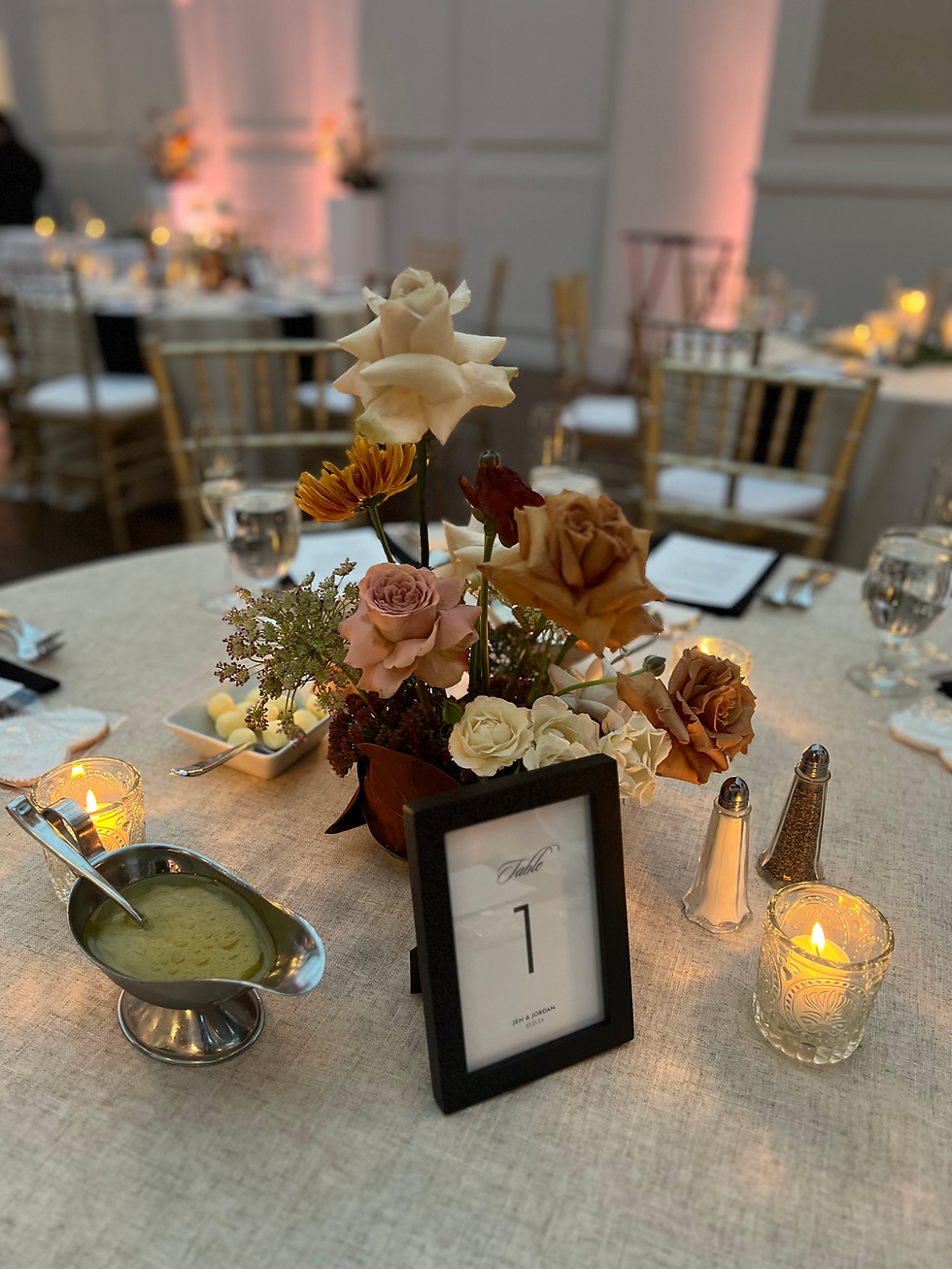 Wedding floral centerpieces by La Fleur Floral serving Massachusetts, Cape Cod and the Islands