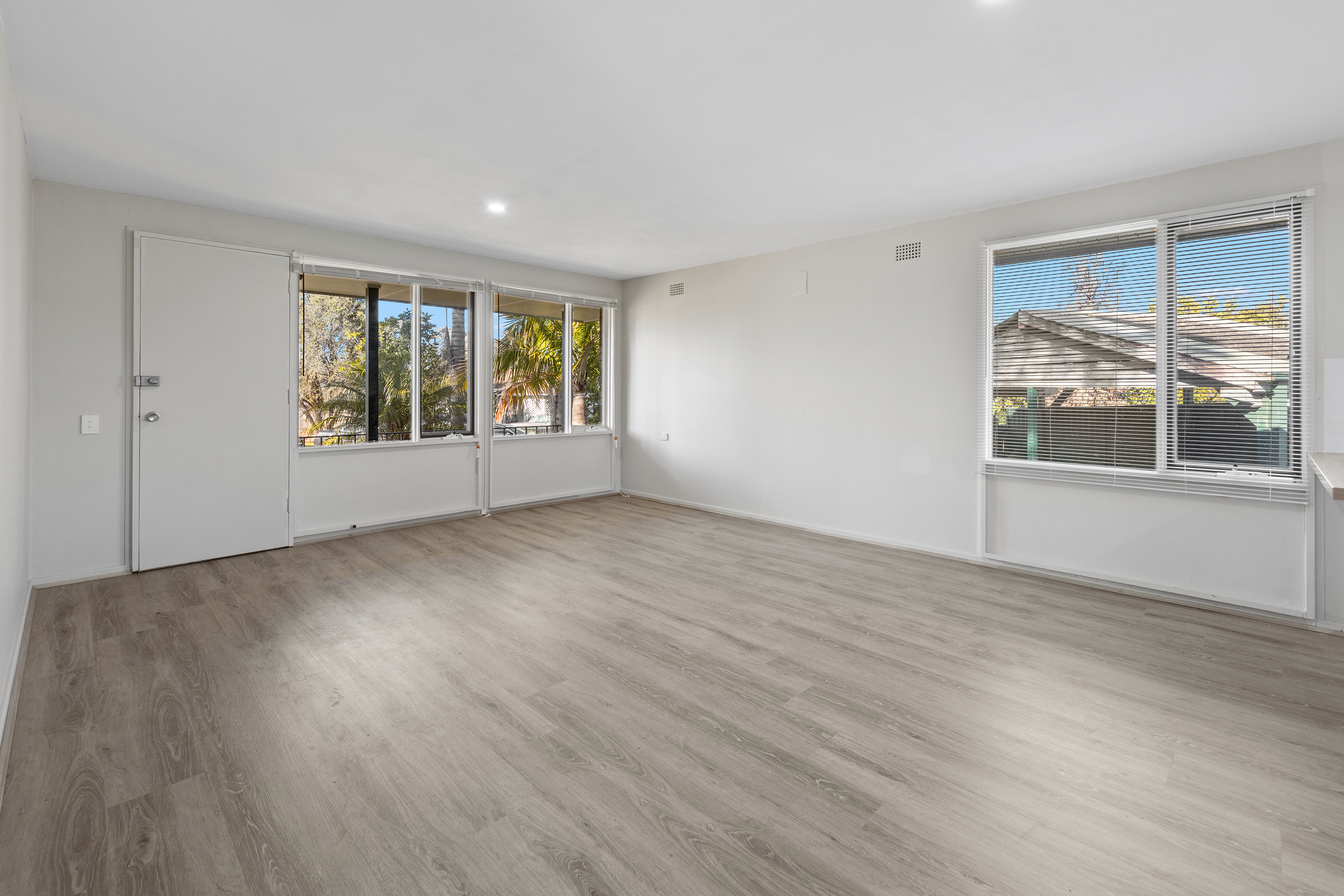 13 ROWLEY PLACE, AIRDS, NSW 2560, Airds - Thumbnail 4