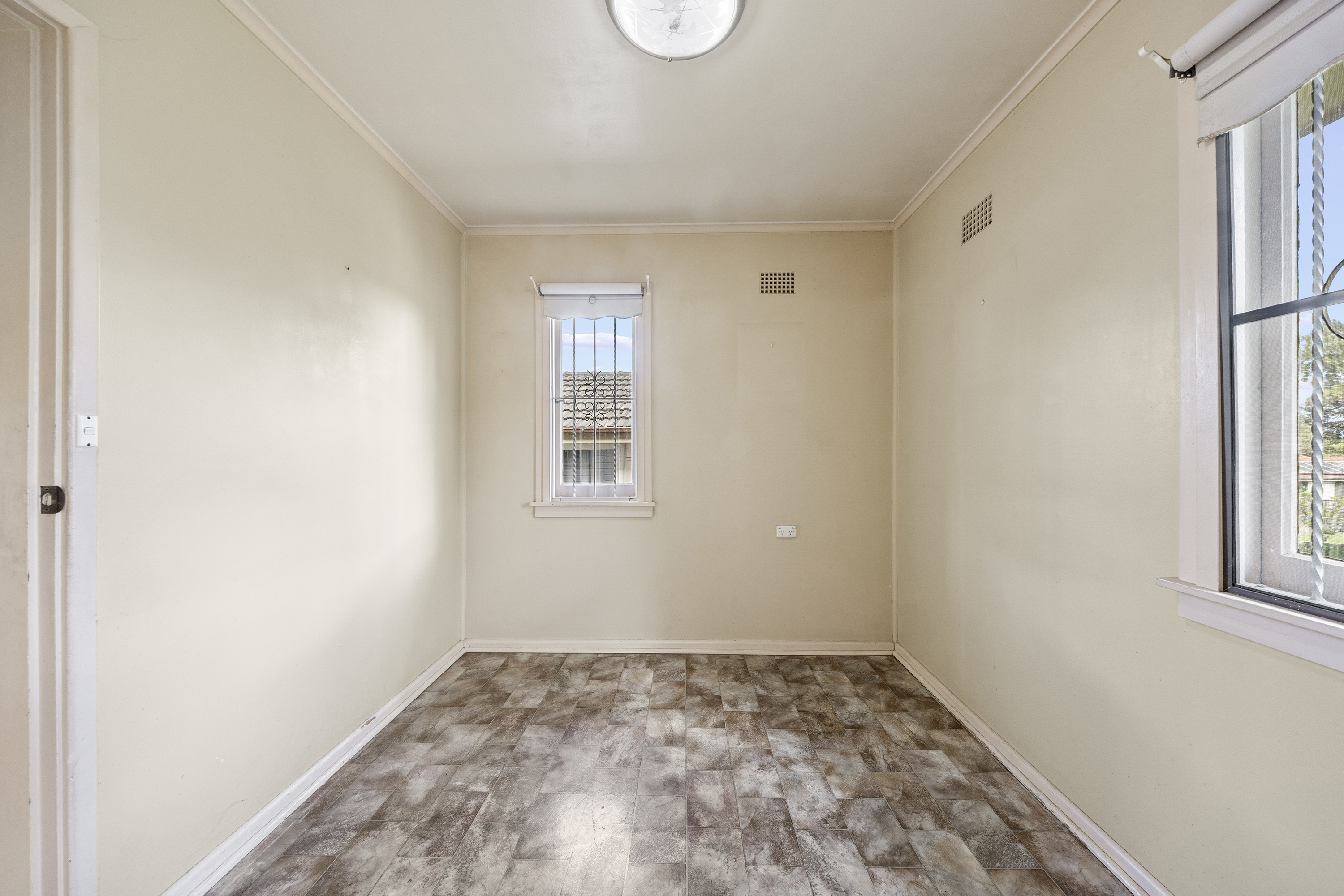105 Strickland Crescent, Ashcroft NSW 2168, Ashcroft - Thumbnail 6
