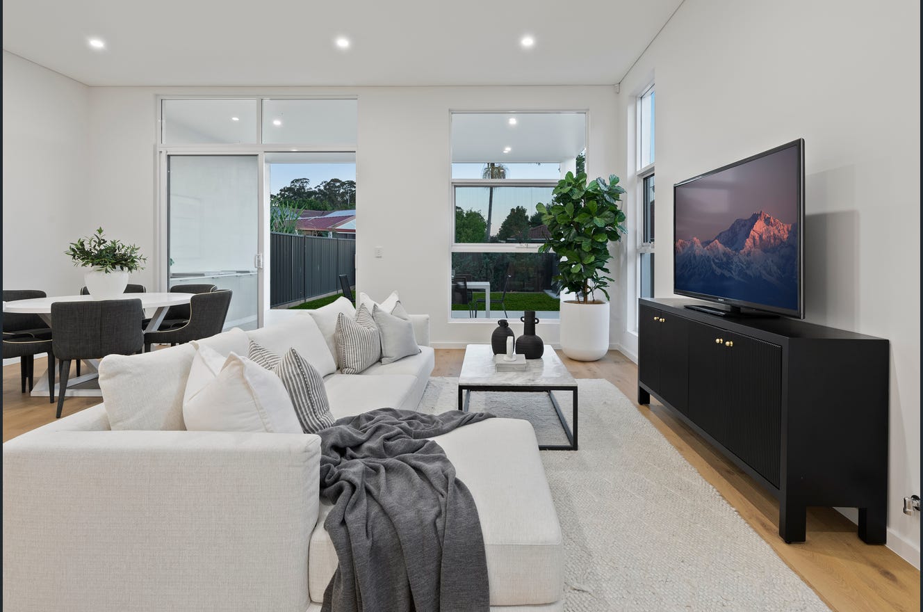 16A Fitzpatrick Crescent, Casula, Casula - Thumbnail 4