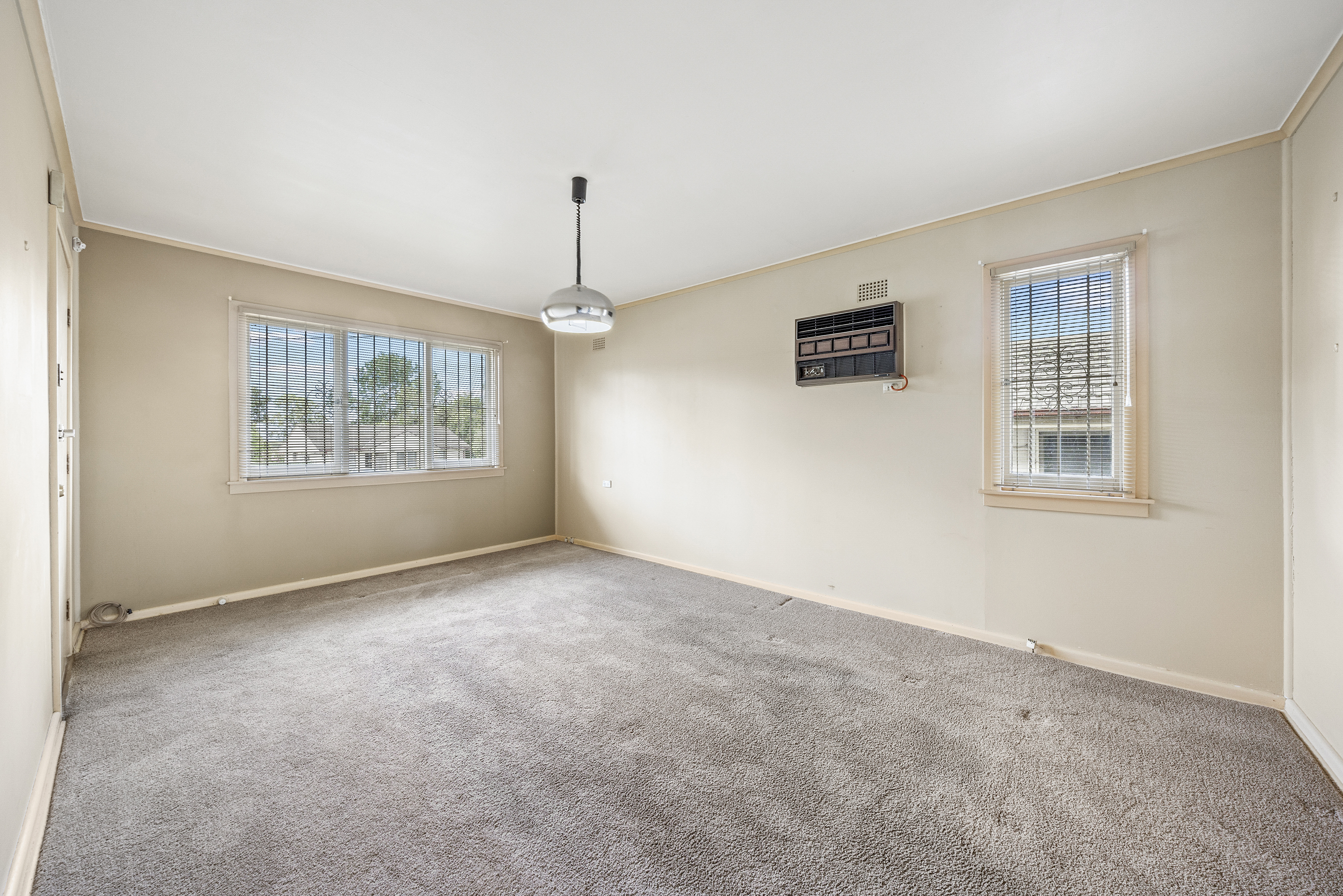 105 Strickland Crescent, Ashcroft NSW 2168, Ashcroft - Thumbnail 2