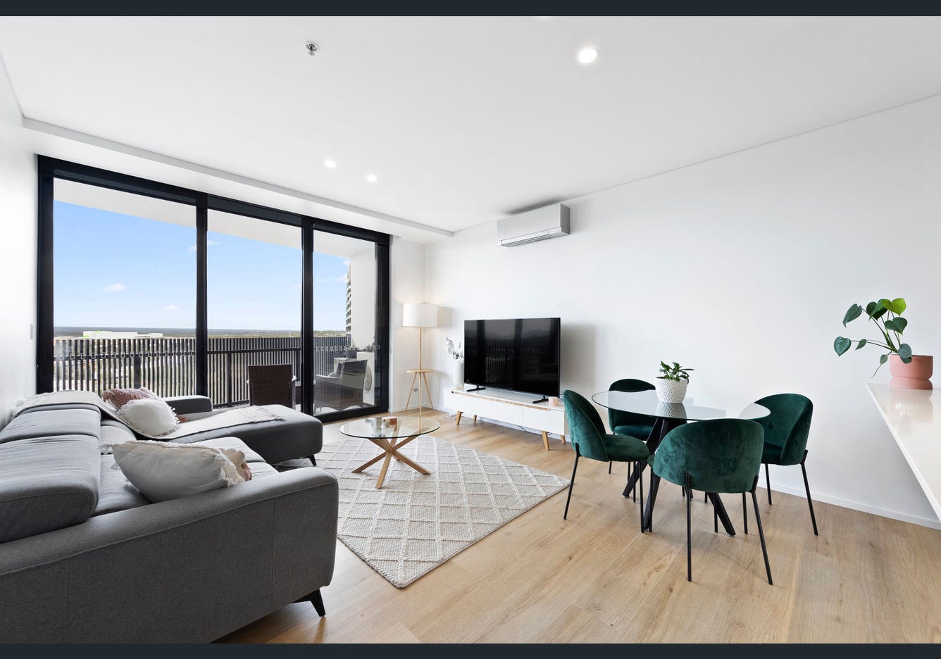 1404/6a Atkinson Street, Liverpool, Liverpool - Thumbnail 2
