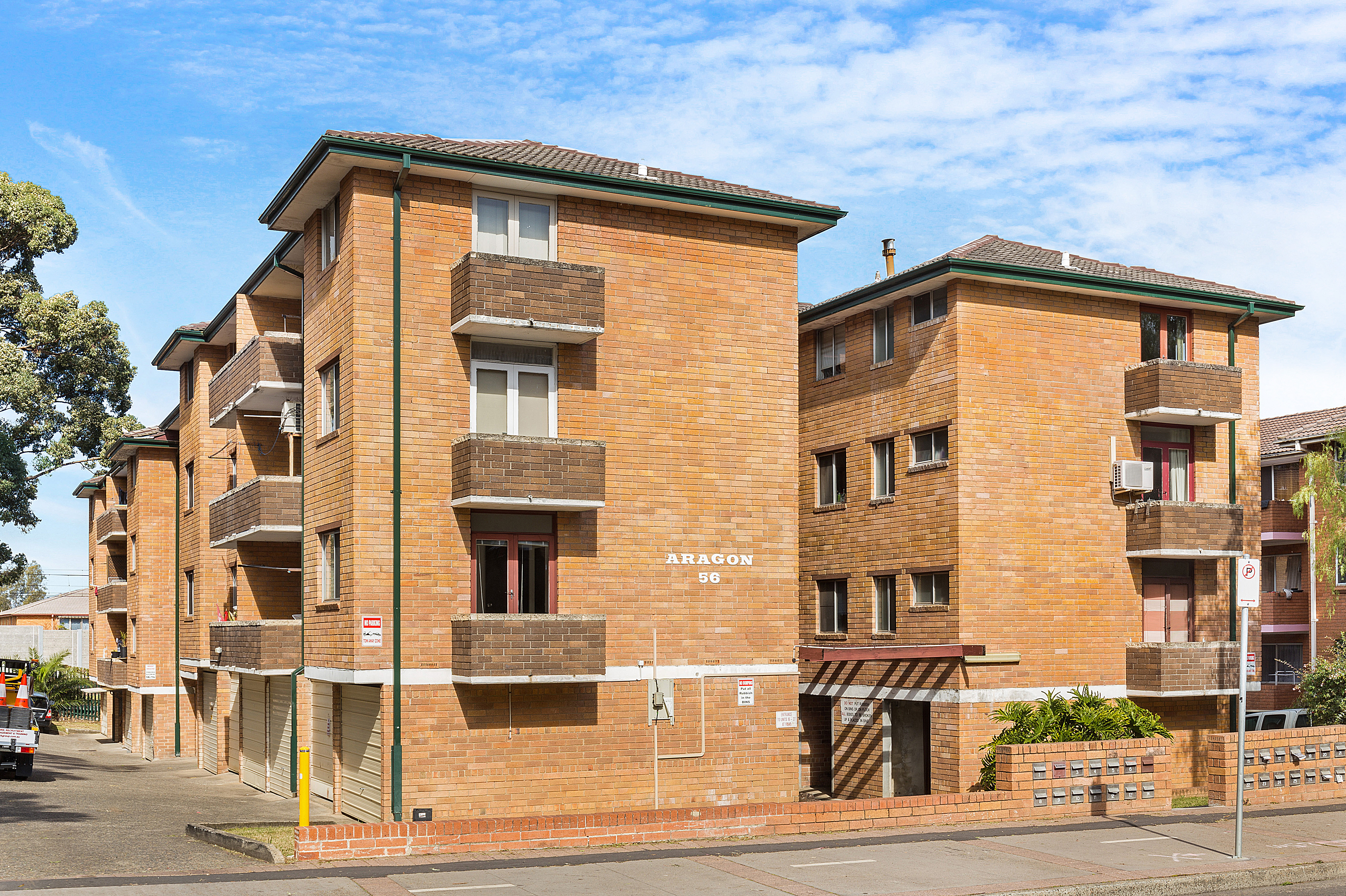 19/56 Speed Street, Liverpool, Liverpool - Thumbnail 2