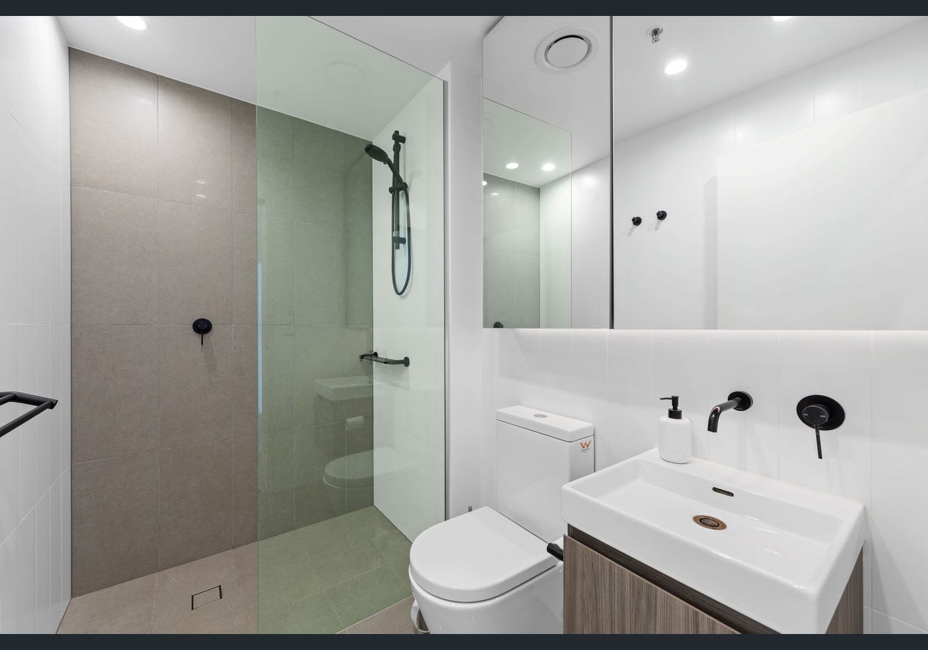 1706/6a Atkinson Street, Liverpool, NSW 2170, Liverpool - Thumbnail 6