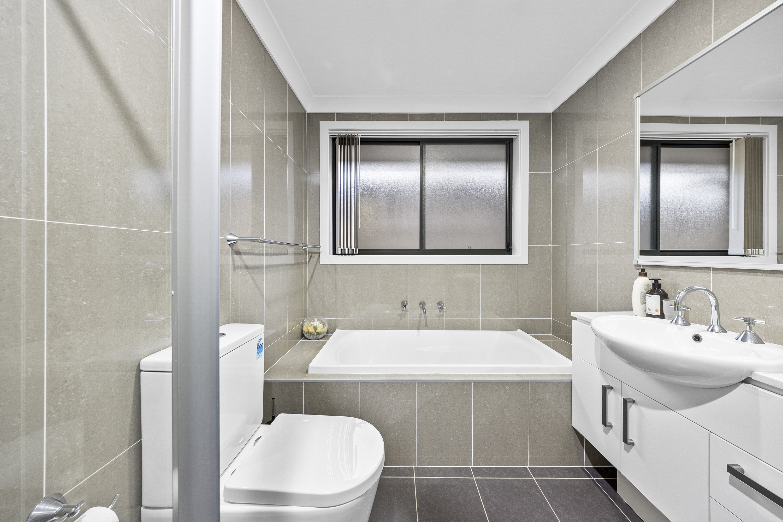 25 Corrimal Street, Prestons, NSW 2170, Prestons - Thumbnail 8