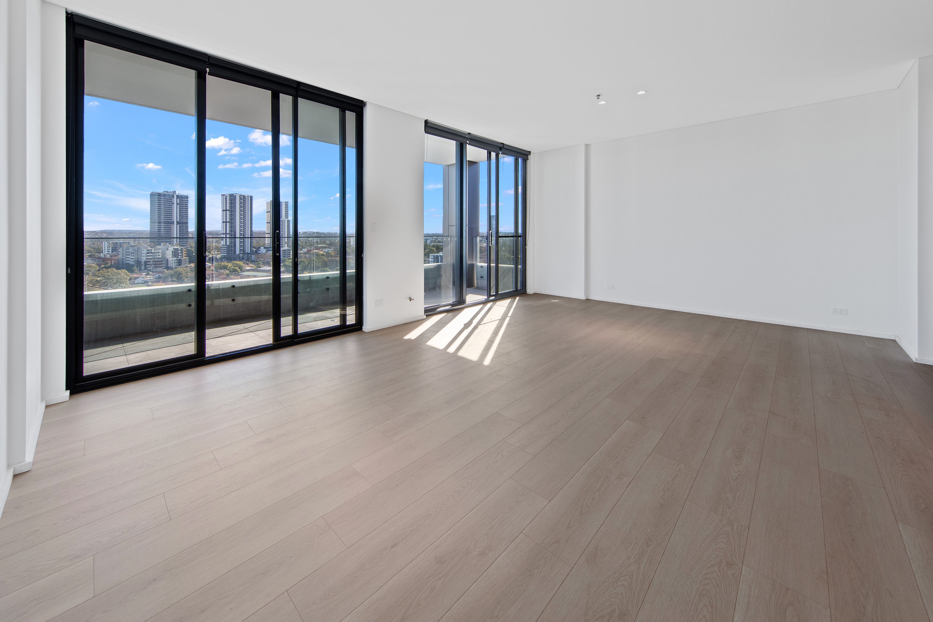 1712/30 SHEPHERD STREET, LIVERPOOL, NSW 2170, Liverpool - Thumbnail 2
