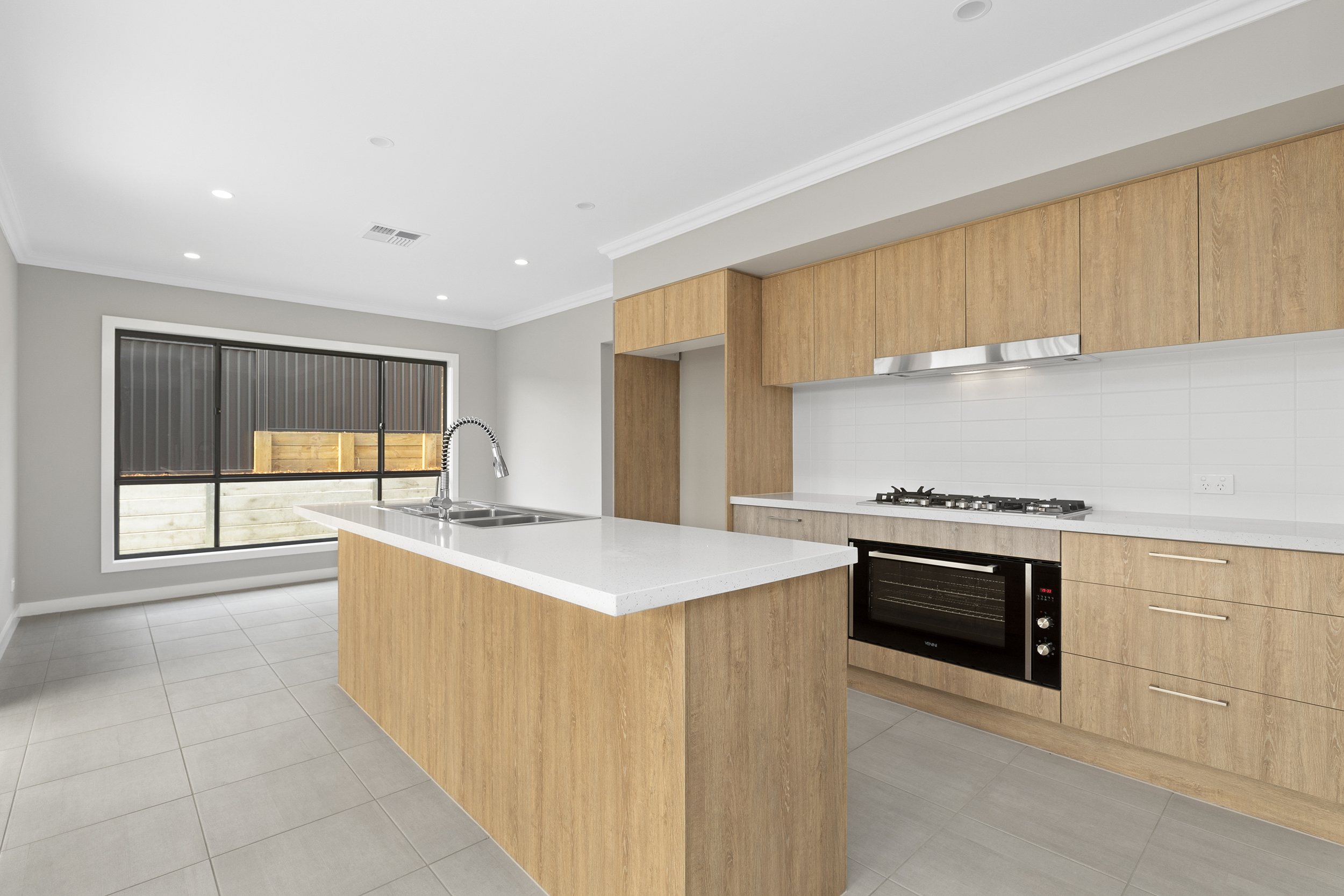 54 Central Park Drive, Claremont Meadows, Claremont Meadows - Thumbnail 2