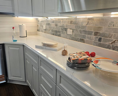 Under cabinet lighting 