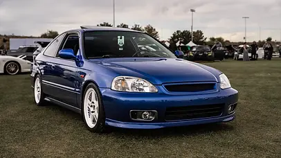 FCCS24_2000_Honda_Civic_Si_Photo-scaled.jpg