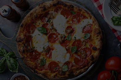 Pizza at La Mezzaluna, Barga