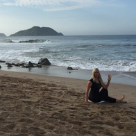 Outdoor Yoga: Beach