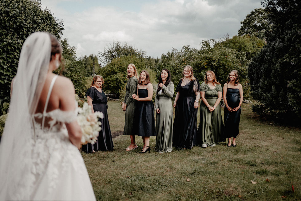 kirasteinfotografie.de_hochzeit_paderborn_schwarz_gruen_freie_trauung_hochzeitsfotograf-45