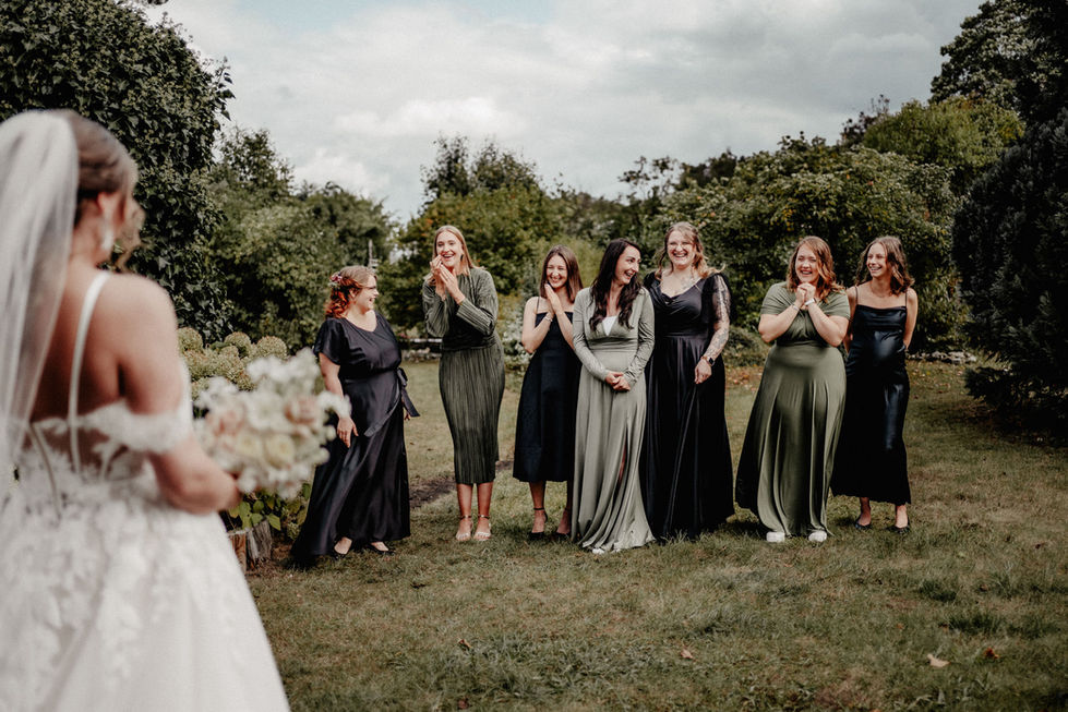 kirasteinfotografie.de_hochzeit_paderborn_schwarz_gruen_freie_trauung_hochzeitsfotograf-48