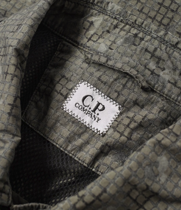 Thumbnail: C.P. COMPANY DIGI CAMO PRINT ZIP OVERSHIRT