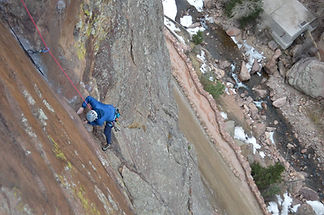 Rock_climbing_Boulder.jpg