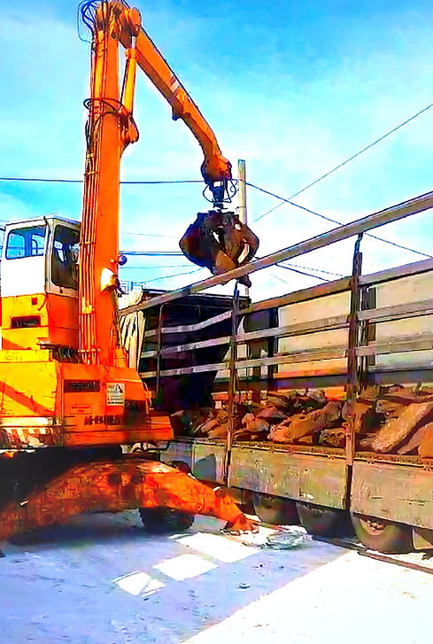 UAB Siras is known for its leading status in the supply of innovative alternative raw materials and scrap metal for foundries and steelworks.