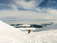 Skiing guide in India.