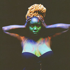 LION BABE - Bonita Applebum