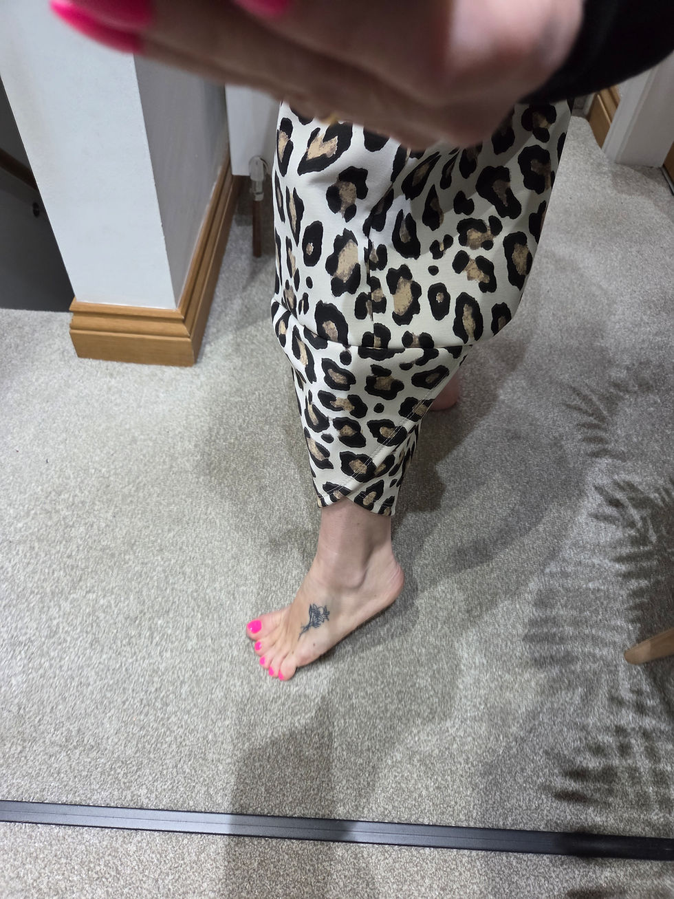 Thumbnail: The Leopard  Tulip Joggers - 12 to 18 - SALE NO RETURN 