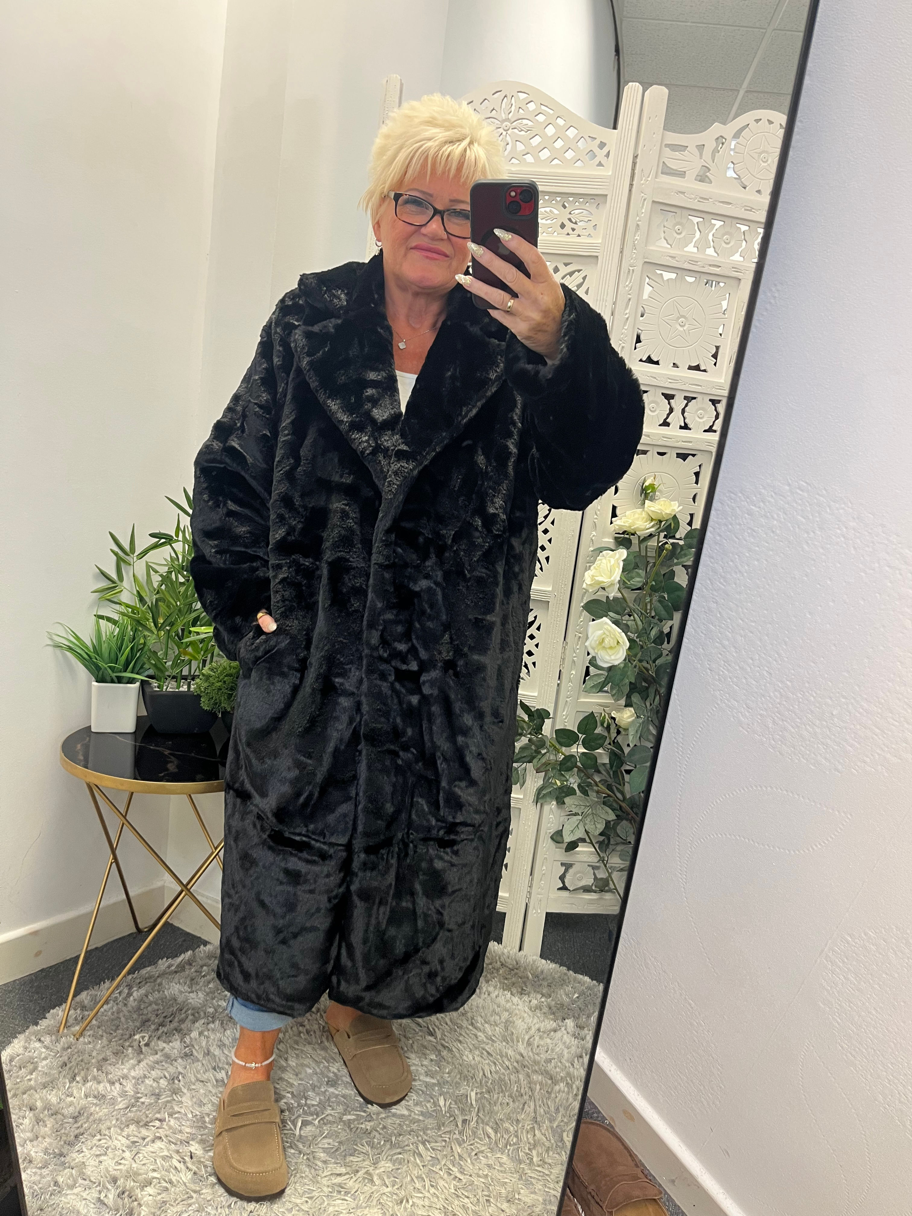 The Alexis Maxi Faux Fur Coat - Black - L/XL 18 to 20/22