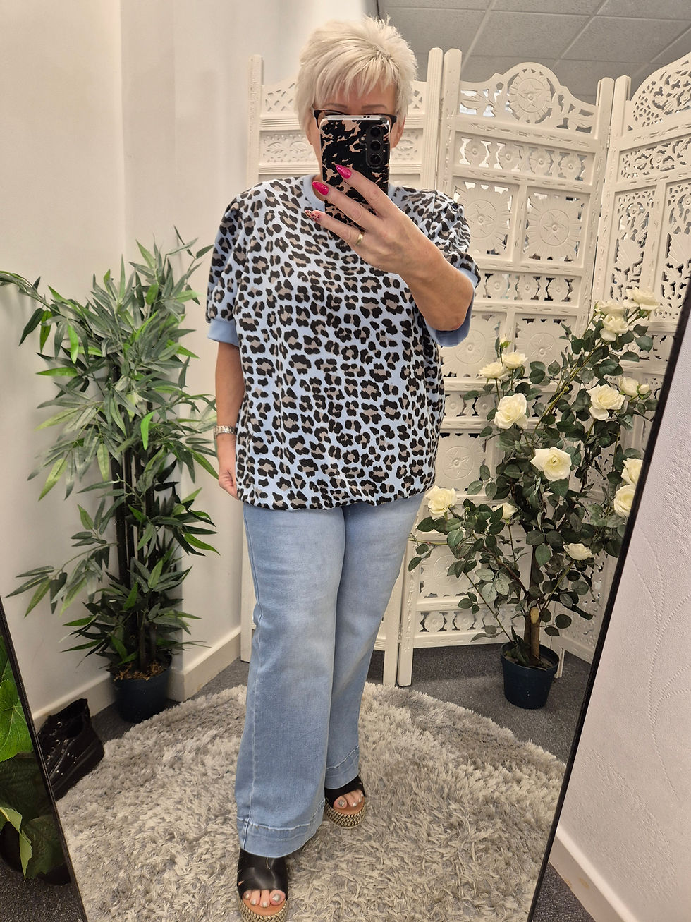 Thumbnail: The Nadine T-Shirts - 16 to 20