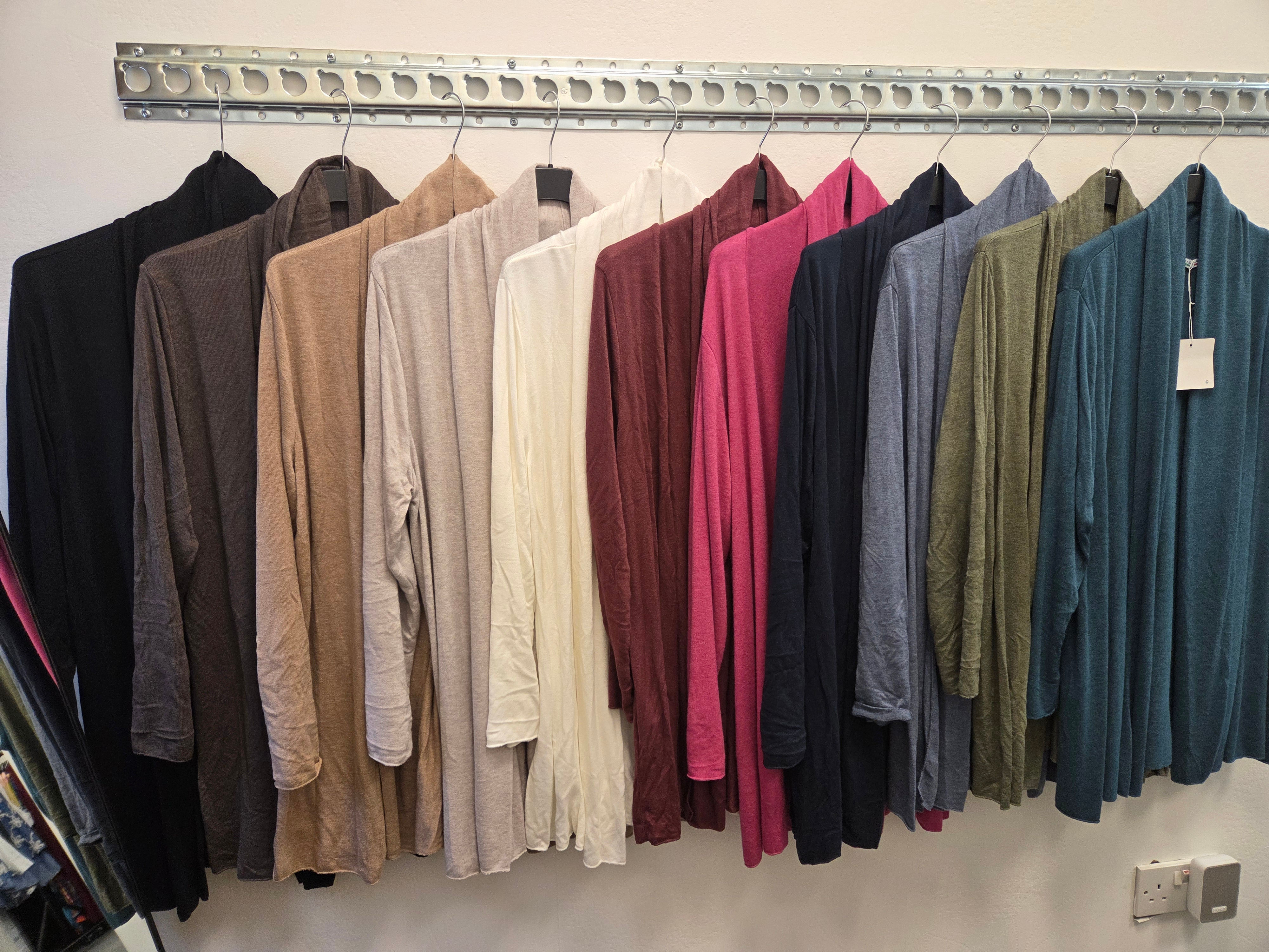 The Roxy Midi Fine Knit Cardigan - Fits 12 to 20 - SALE NO RETURN 