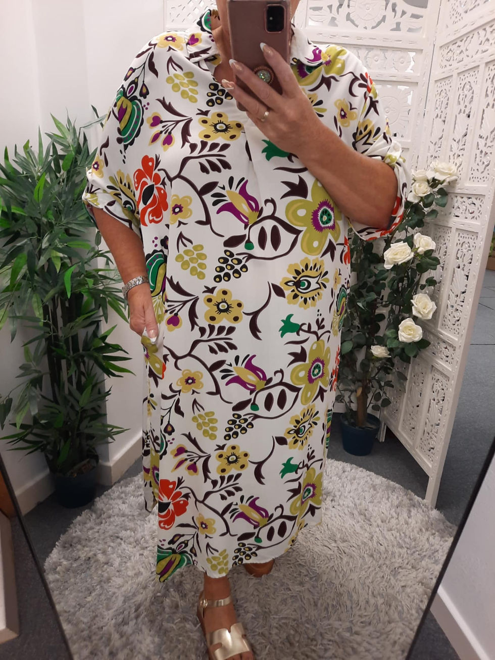 Thumbnail: The Farrah Pleat Front Floral Dress - Best Fits Size 16 to 22 - SALE NO RETURN 