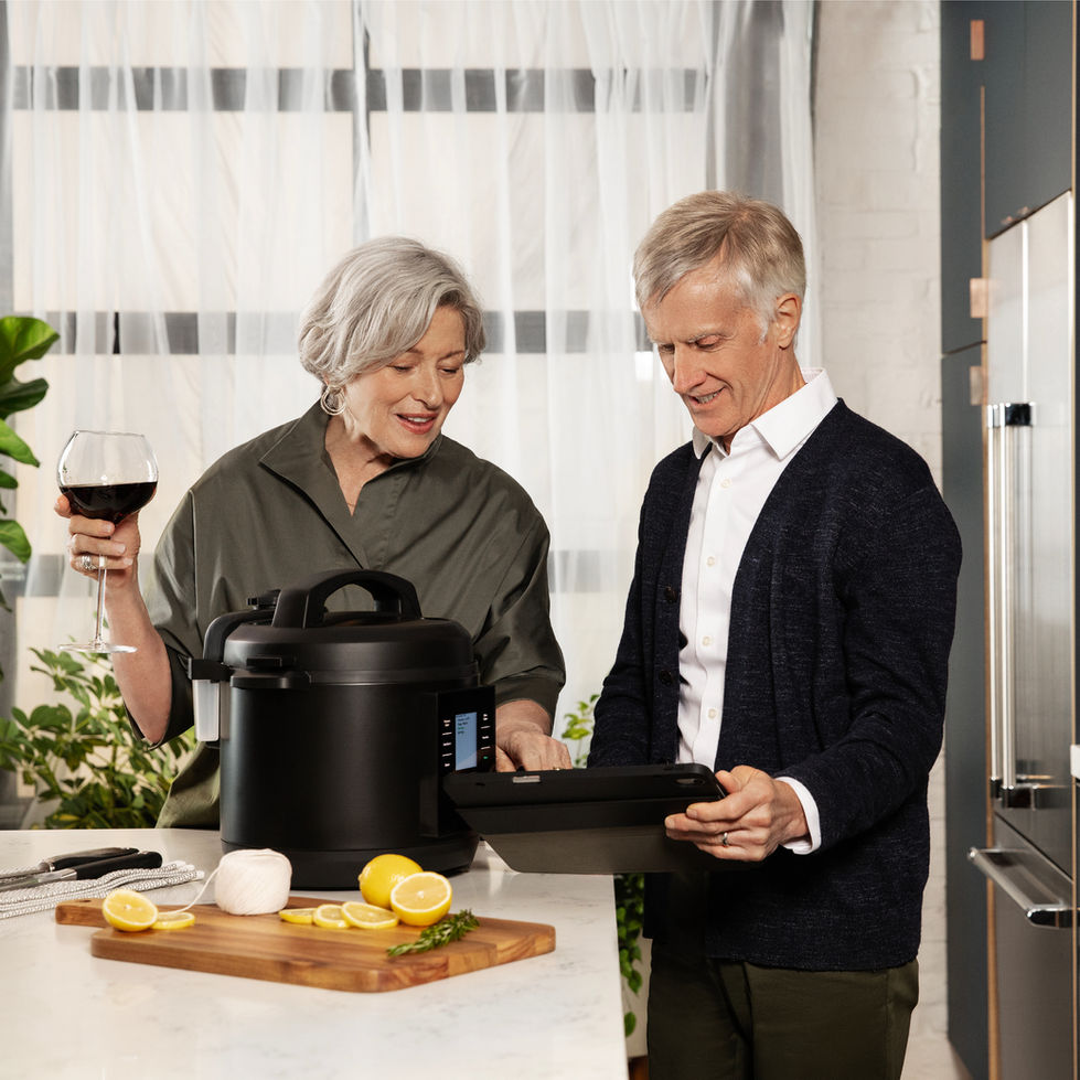 CHEF iQ Couple Guided Cooking .jpg