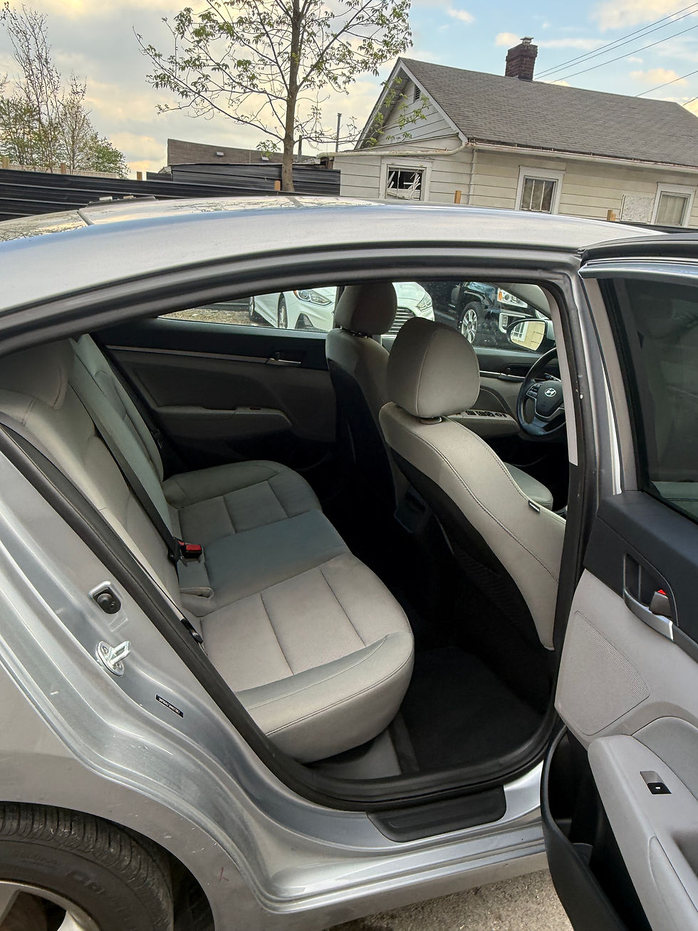 Thumbnail: Hyundai ELANTRASE 2017 