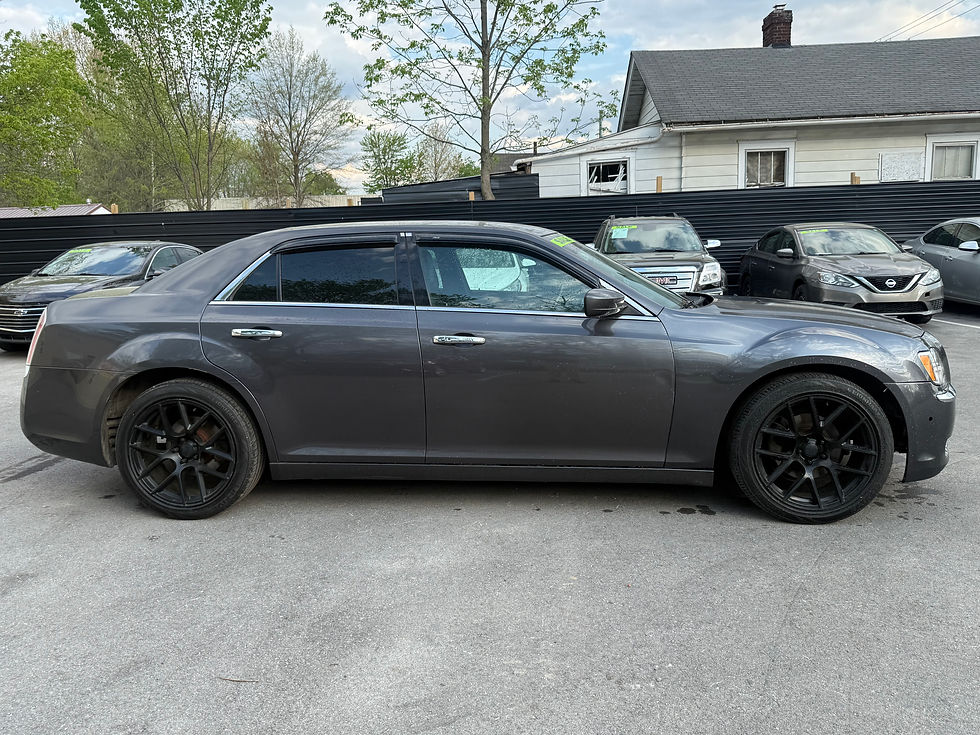 Thumbnail: 2014 Chrysler 300 