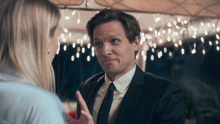 A hopeless romantic proposes as the world literally falls apart—only to find out that love, like timing, is everything. Directed and Written by Sassy Mohen