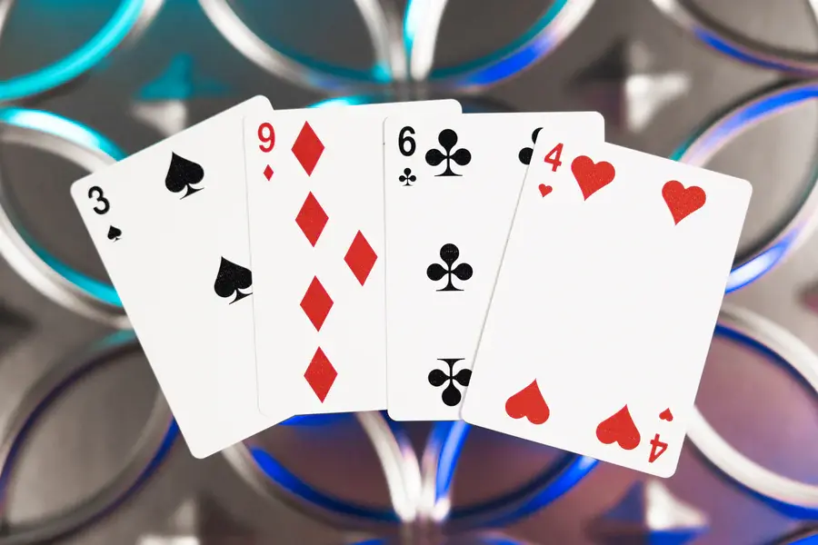 Thumbnail: playing cards