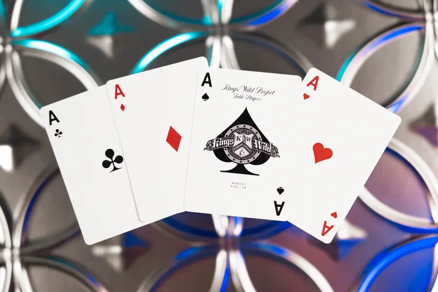 Thumbnail: playing cards