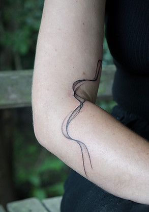 Best Abstract flow tattoo at Baan Khagee Tattoo Chiang Mai, Thailand