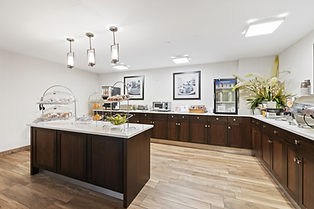 Allentown-park-hotel-breakfast-area.jpg