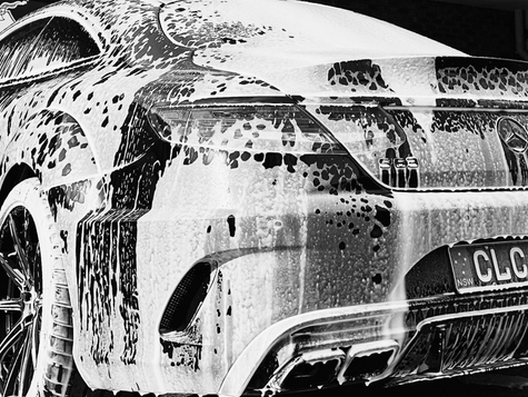 What are the key benefits of applying ceramic coating to your car's paintwork?