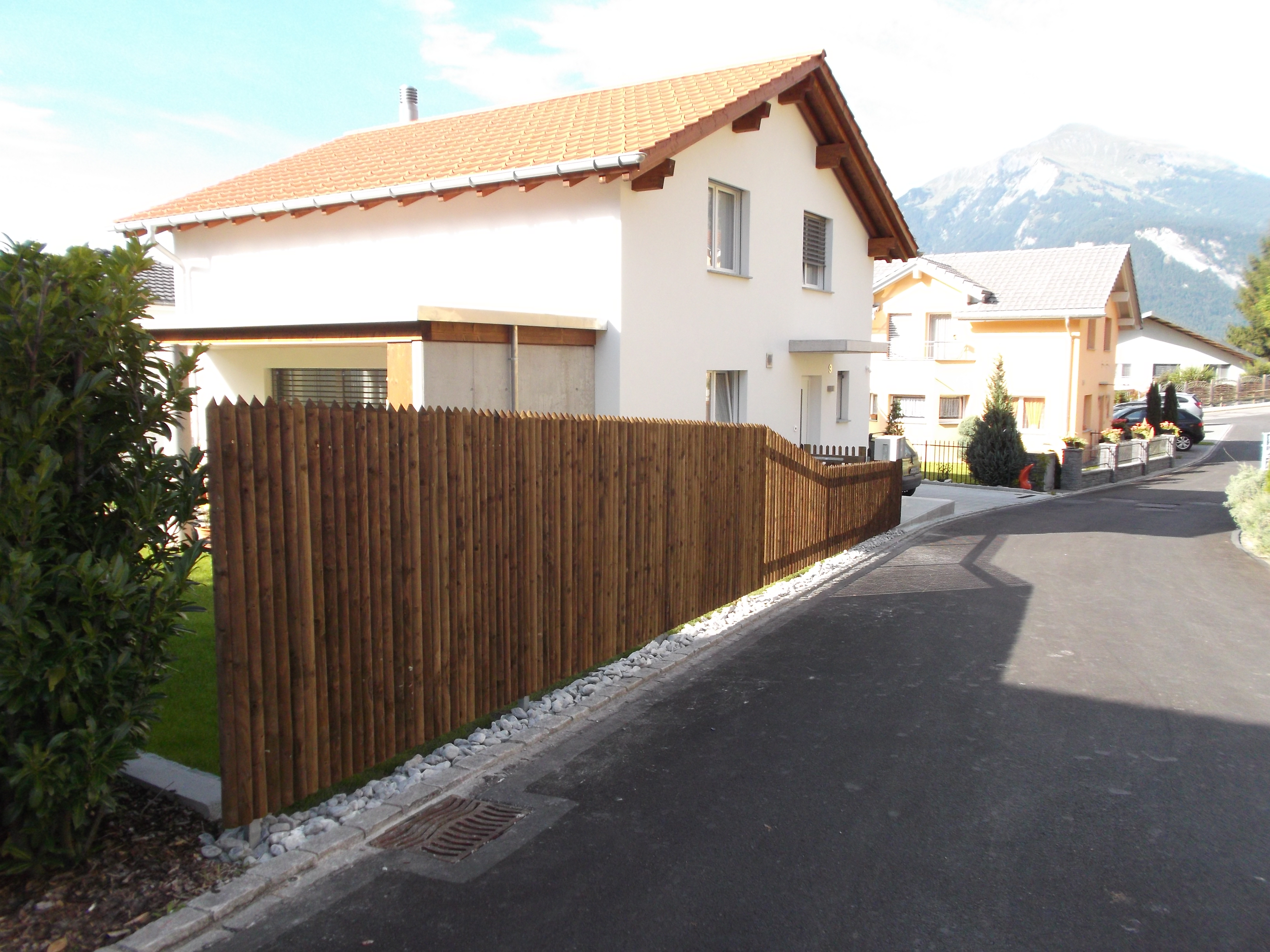 Sichtschutzwand in Igis(GR), Septemb