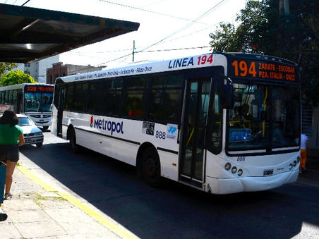 Por obras de bacheo, los colectivos modificarán su recorrido temporariamente