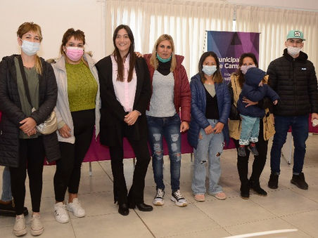 Se entregaron herramientas a trabajadores del rubro de estética