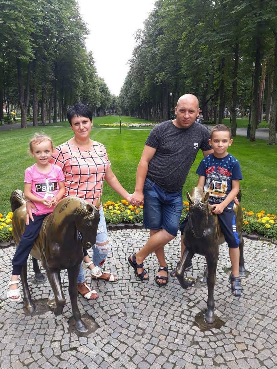 Родина Антіпових. Фото: з особистого архіву родини