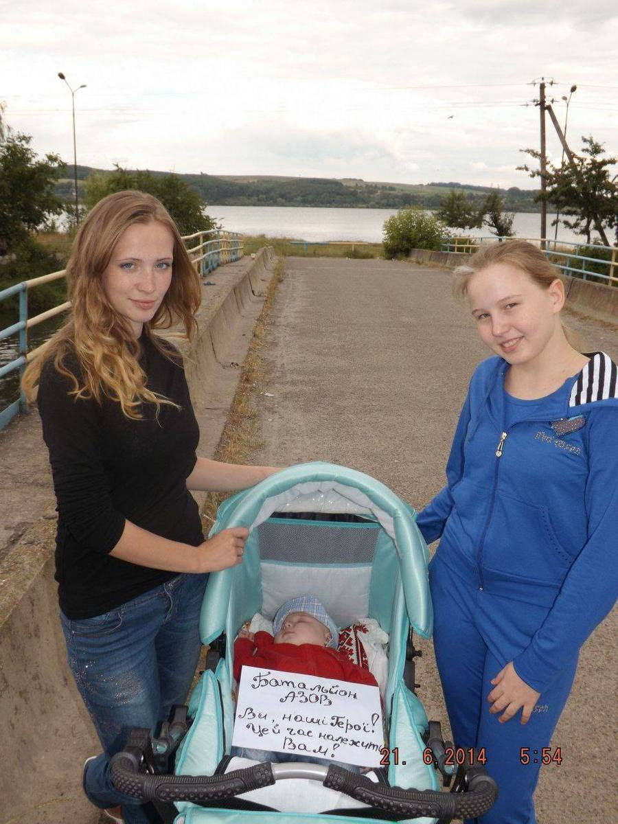 Олеся Михайленко та дружина брата Данила Юлія з сином. Фото з архіву родини Михайленків