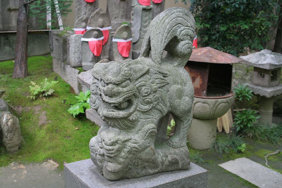 サムネイル： 都会のお寺　写真素材集　19枚
