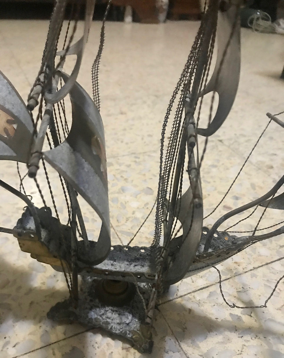 Miniatura: Veliero spagnolo in ottone lavorato a mano