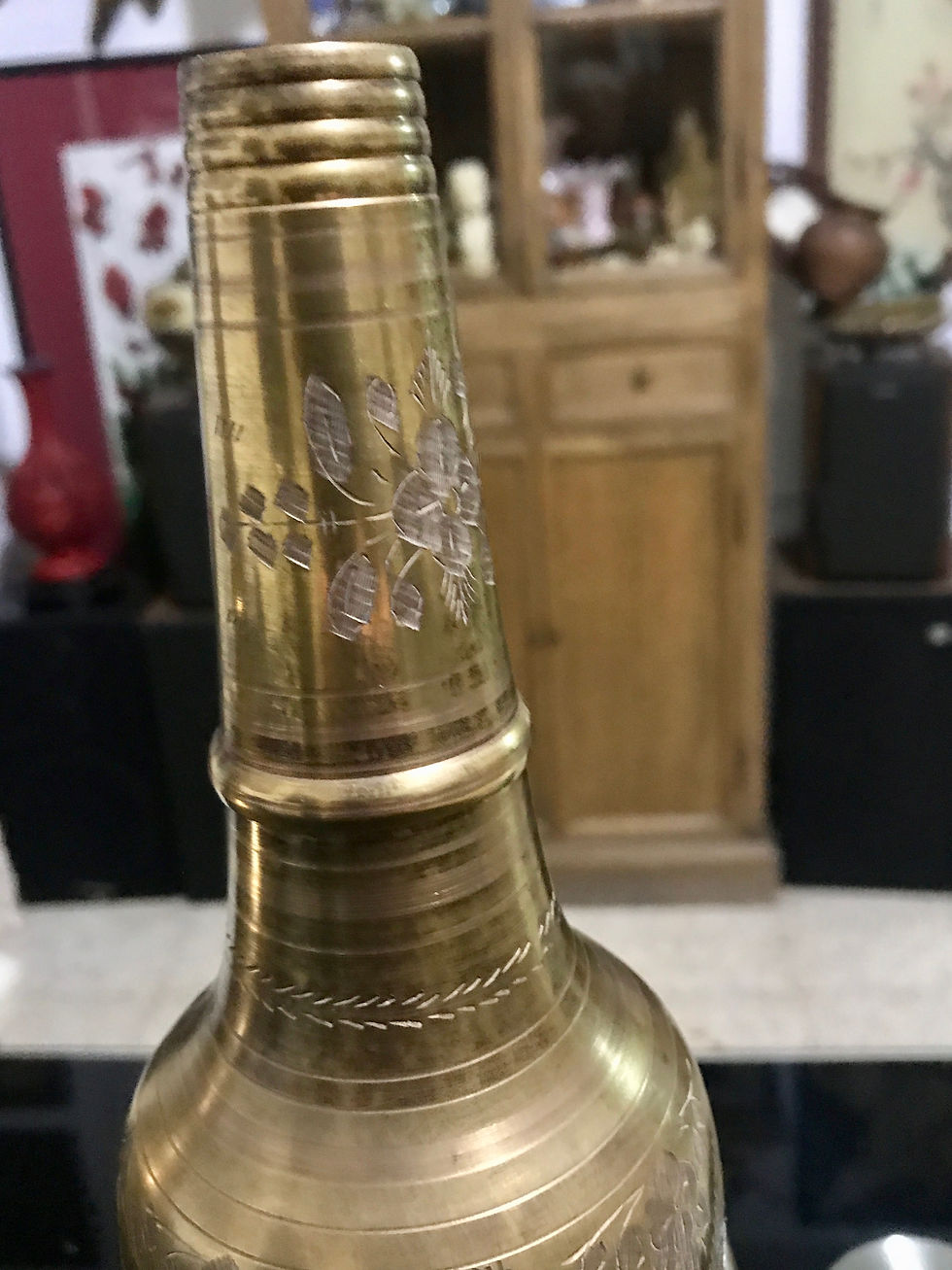 Miniatura: Bottiglie orientali in ottone incise e dipinte a mano