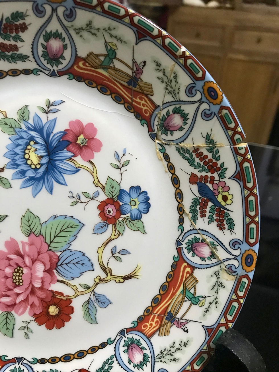 Miniatura: Antico piatto cinese restaurato