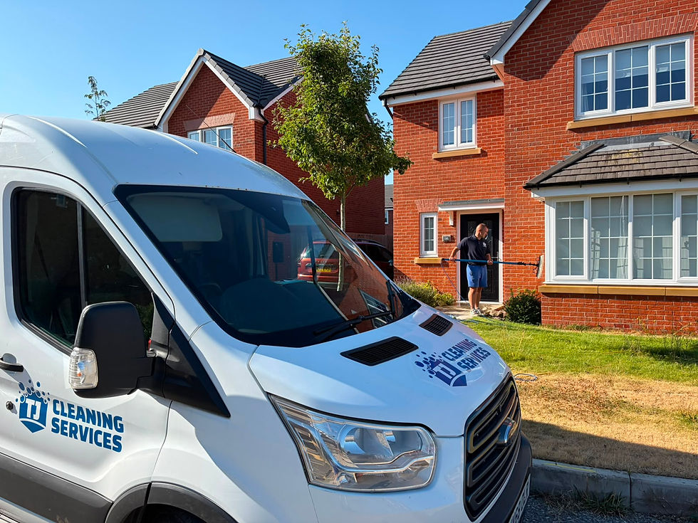 TJ Cleaning services providing proffesionel window cleaning in Crewe using a pure water system