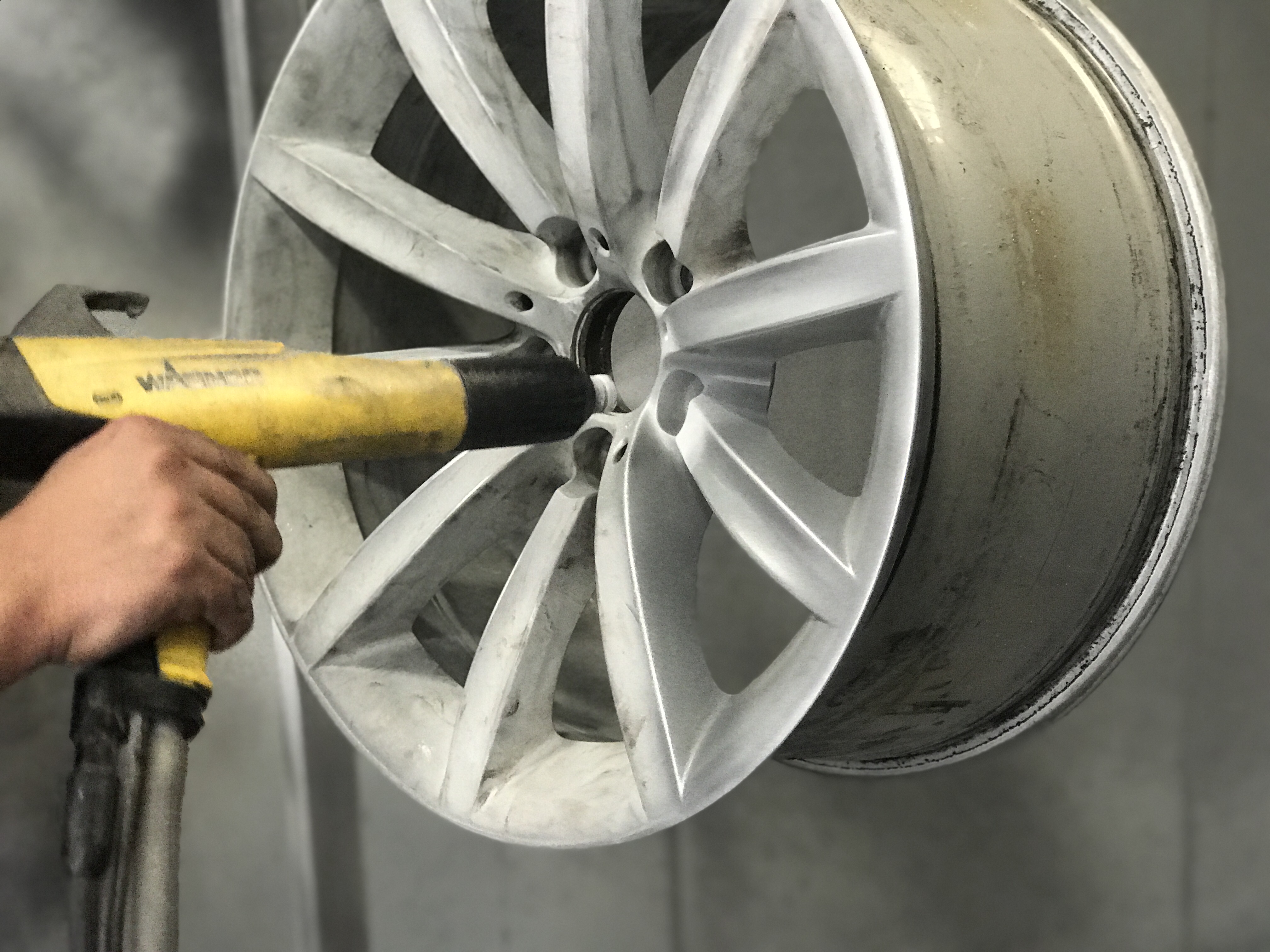 Powder Coating United States Warehouse Wheel & Tire