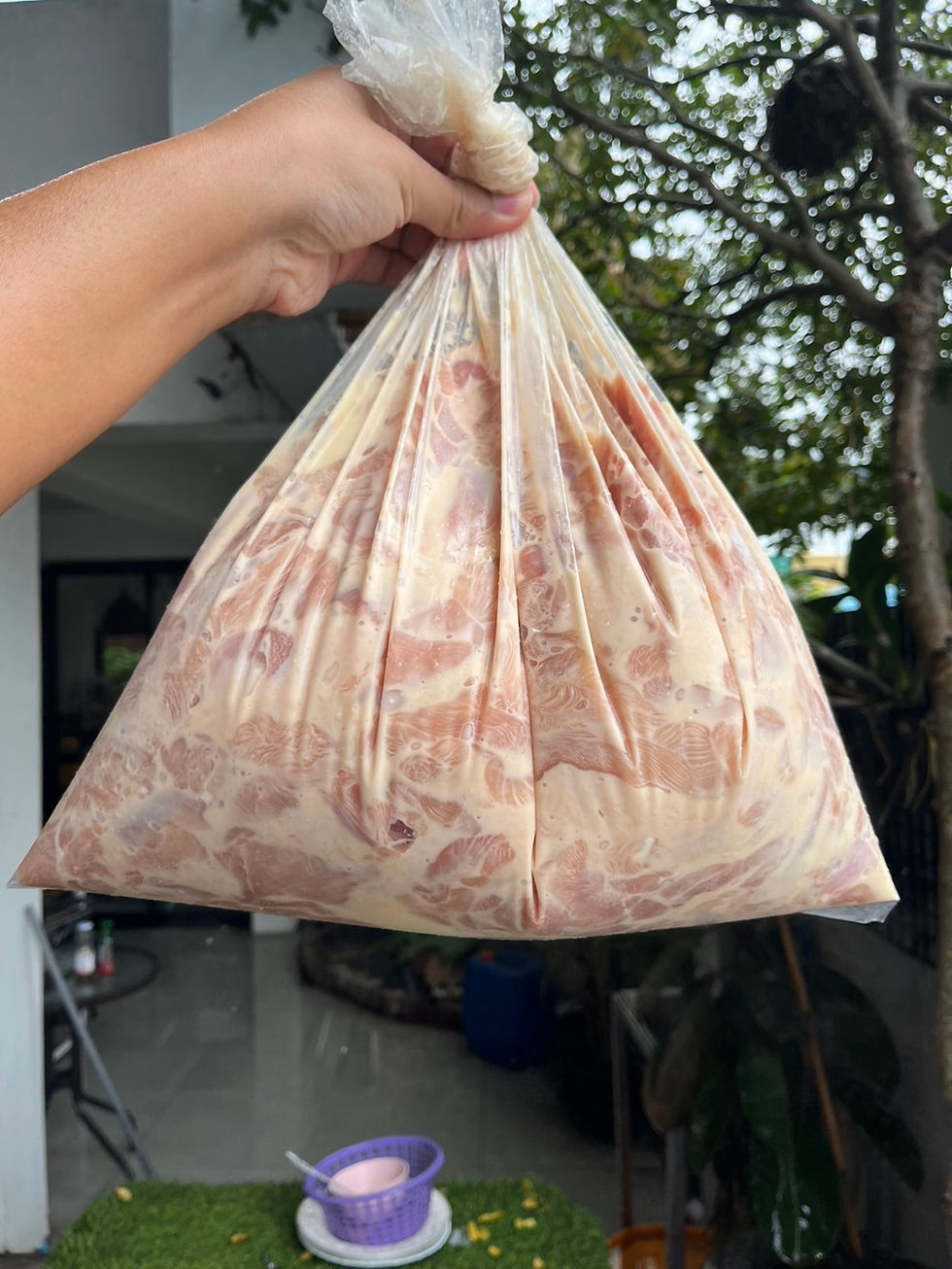 ภาพขนาดย่อ: ไก่หมักหาดใหญ่มัดจุก (เนื้อสะโพก) 65฿