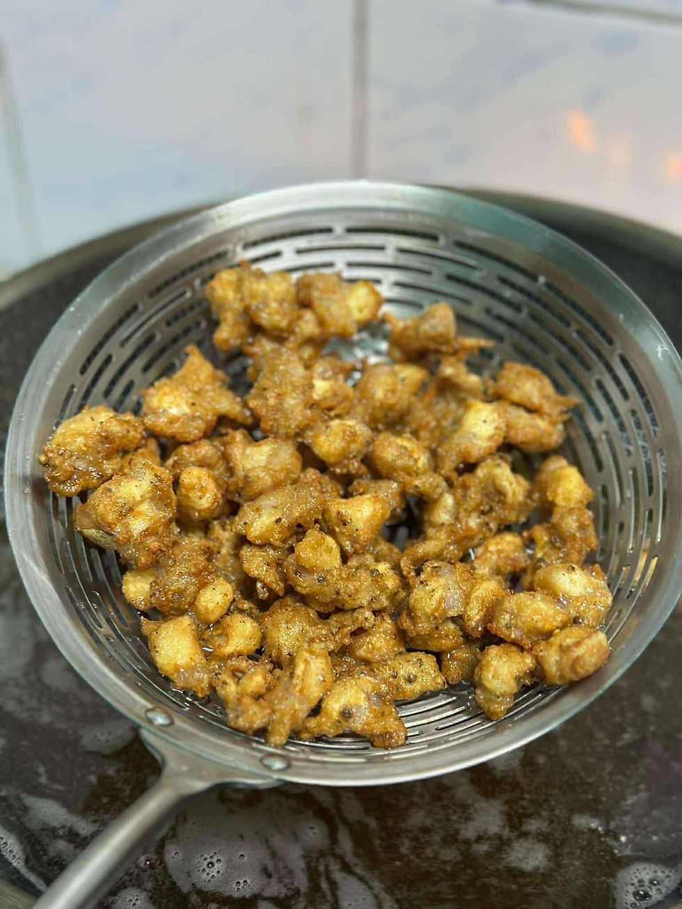 ภาพขนาดย่อ: เอ็นข้อไก่โลโก้แดง  98฿